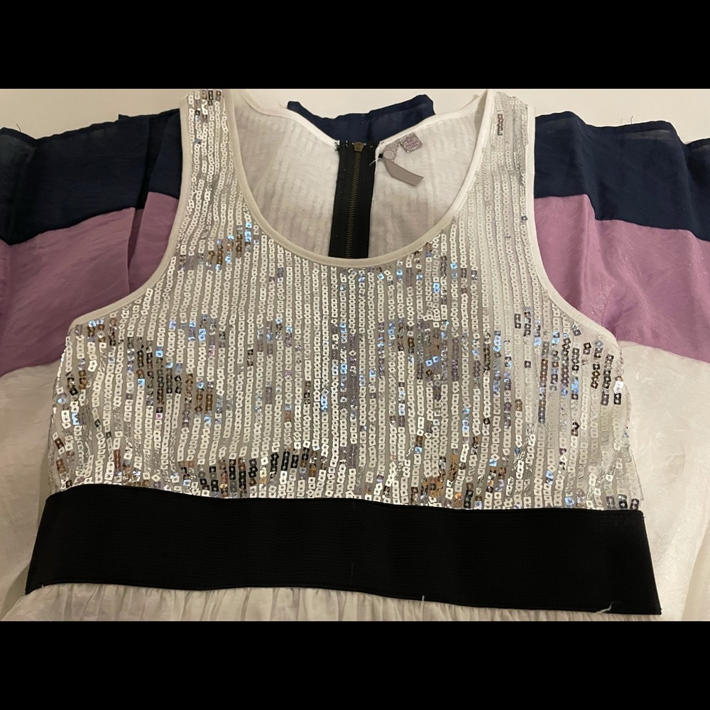 Dress! - Picture 2 of 4